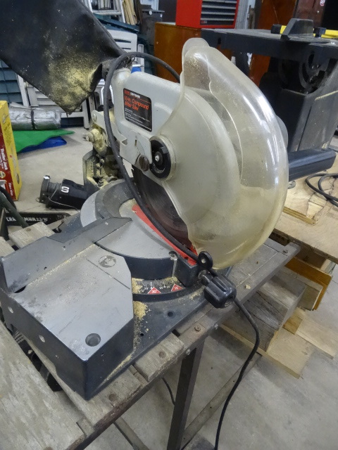 Sears 10 inch store compound miter saw