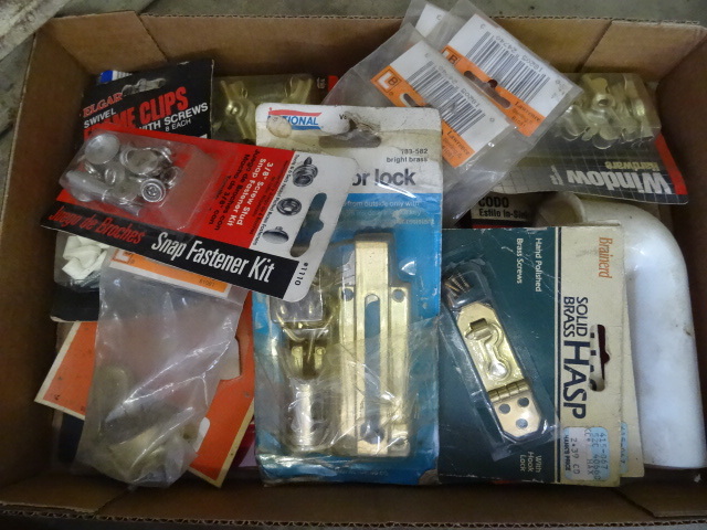 lot 45 image: Misc Hardware