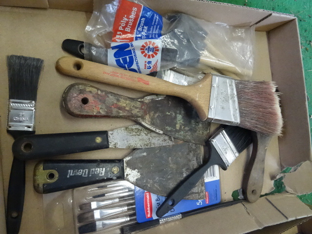 lot 54 image: Misc Paint Brushes and Scrapers