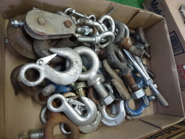 lot 57 image: Misc Lifting Eyes and Hooks