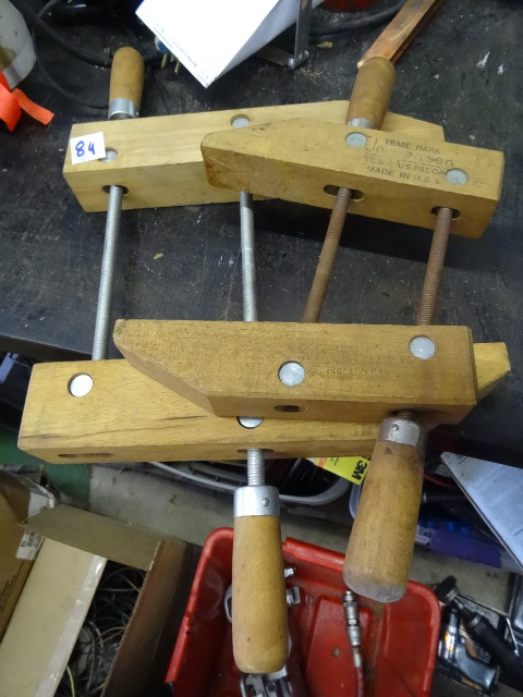 lot 84 image: 5 Screw Type Wood Clams