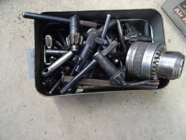 lot 95 image: Misc Drill Keys and 1 Chuck