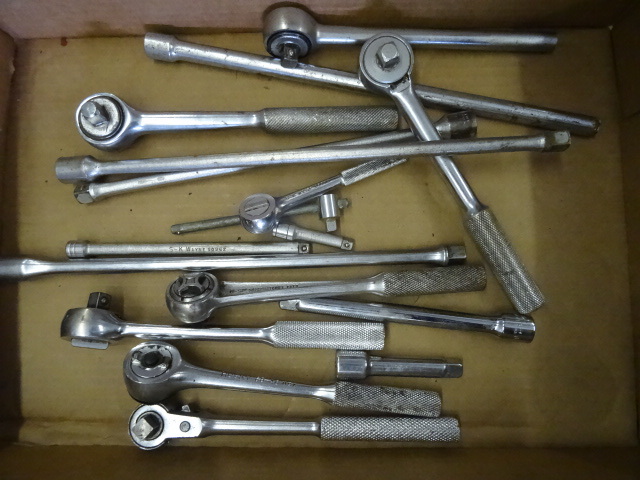 lot 104 image: Misc  38 and 14 Ratchets