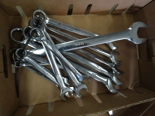 lot 108 image: Standard Wrench Set