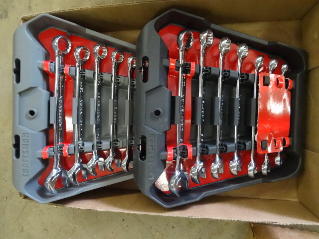 lot 111 image: Craftsman Standard and Metric Socket Set