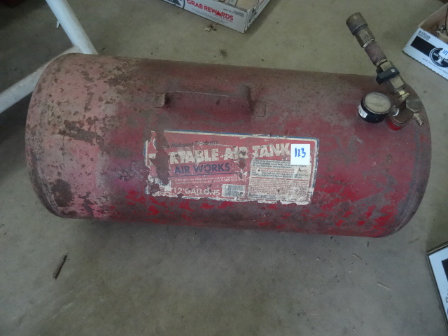 lot 123 image: 12 Gallon Portable Air Tank