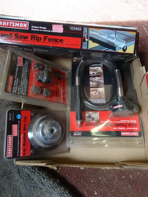 lot 152 image: , Band Saw Kit Fence, 14 Quick Rout. 4