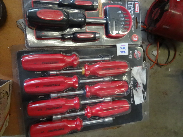 lot 158 image: Nut Driver set