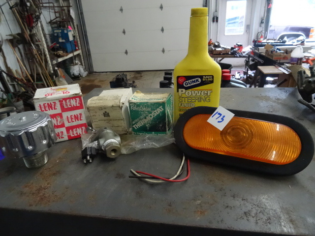 lot 173 image: Sealed Beam Turn Signal Light