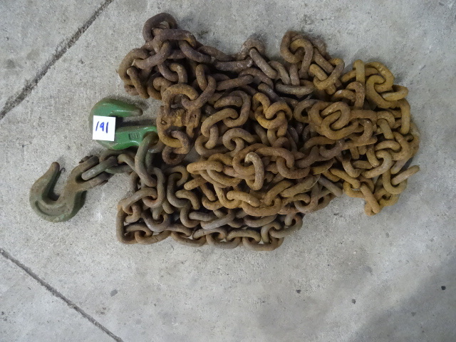 lot 191 image: 20 Log Chain