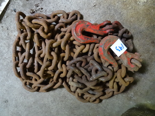 lot 193 image: 16 Log Chain