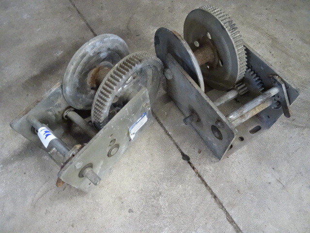 lot 199 image: 2 Hand Winches