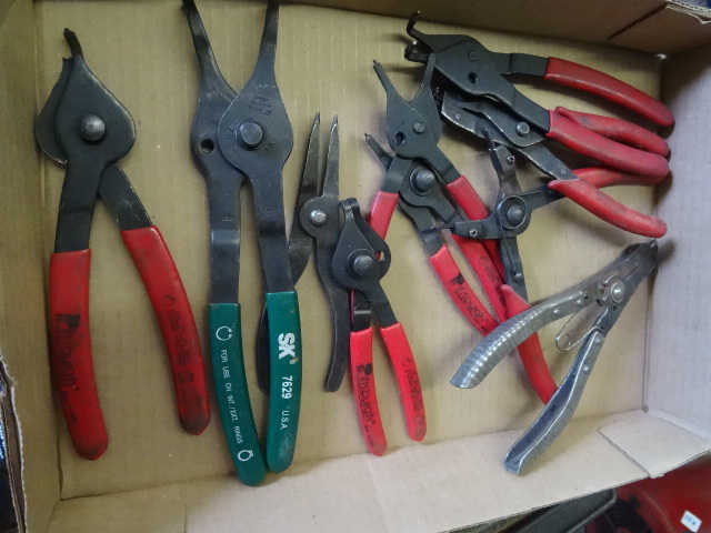 lot 209 image: Misc Snap Ring Pliers