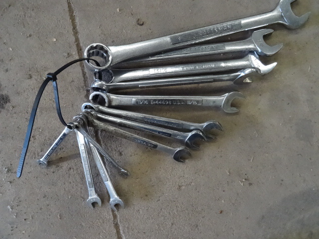 lot 230 image: Standard Craftsman Wrenches