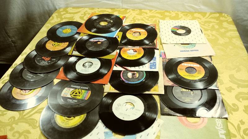 20 45s Vinyl Records