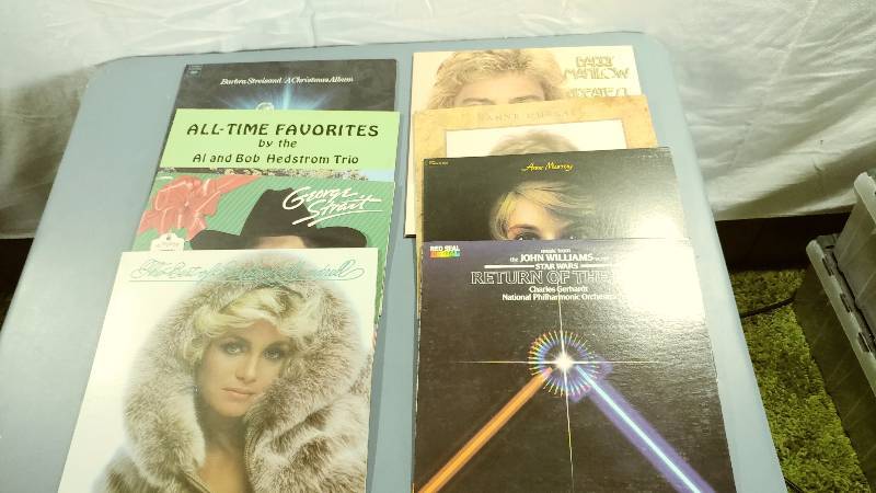 8 Vinyl Record Albums - includes Return of the Jedi Soundtrack