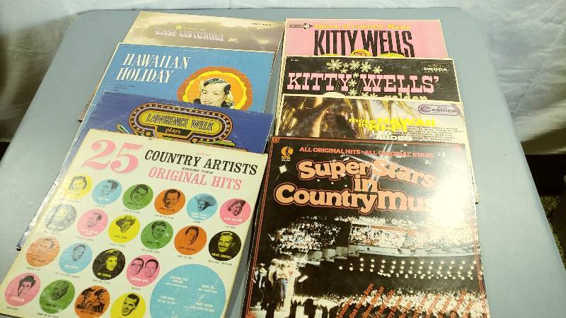 8 Vinyl Record Albums