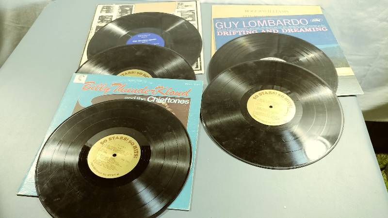 8 Vinyl Record Albums
