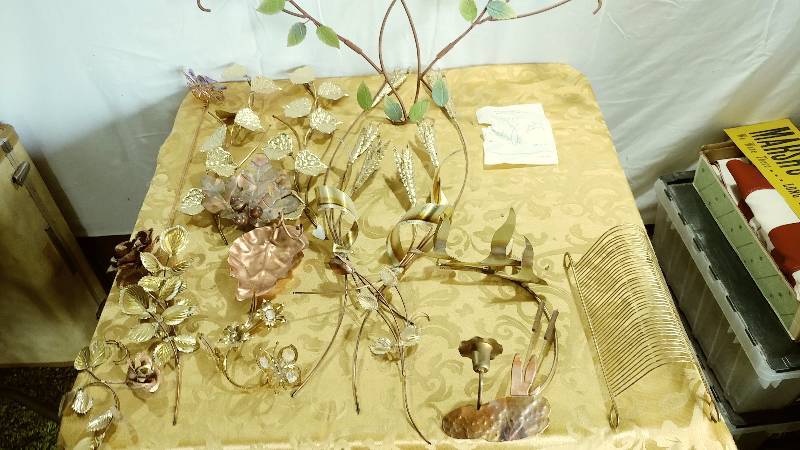 Metal Wall Hanging Dcor