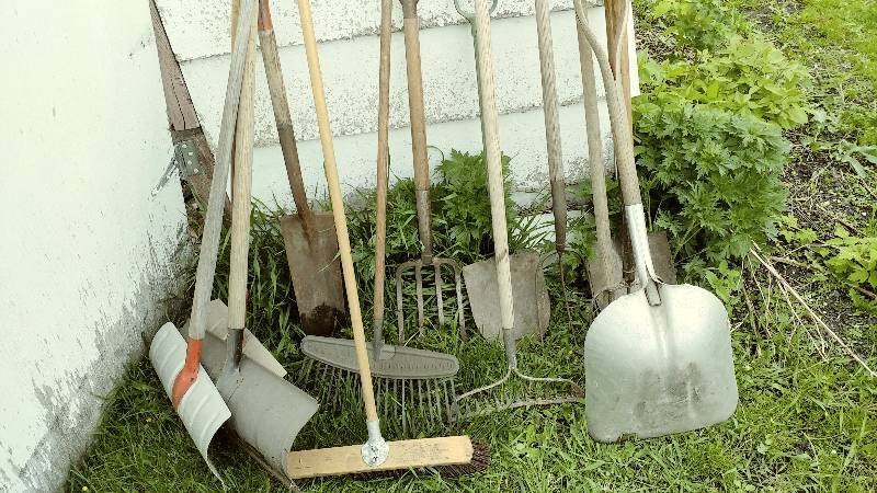 Yard Tools