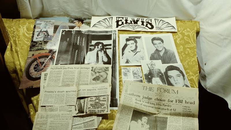 Elvis Posters, Pictures, Original New Clippings and More