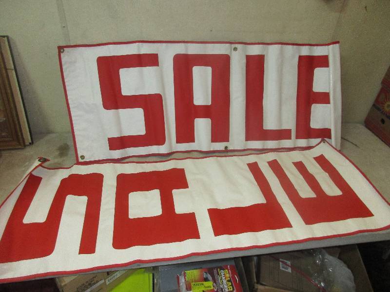 lot 5 image: 2 outdoor SALE signs