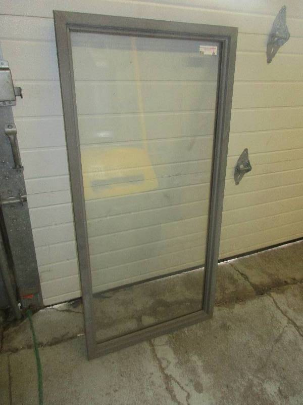 lot 55 image: Anderson window 47 x 53