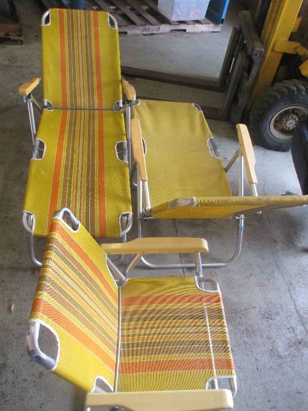 lot 60 image: 3 lawn chairs