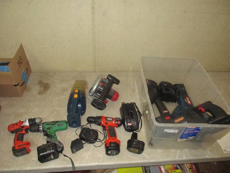 lot 87 image: misc drills and saws