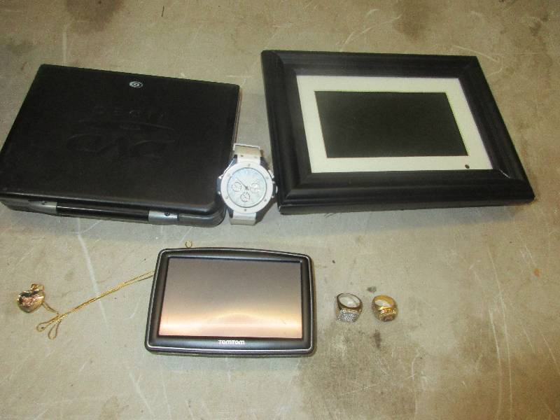 lot 89 image: portable DVD player - digital photo frame - TOM TOM GPS - jewelry