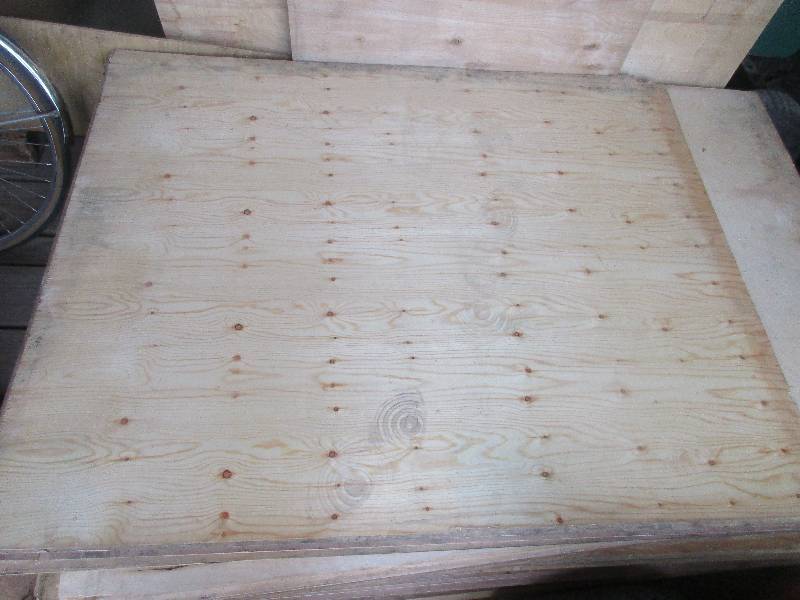 lot 121 image: 5 - 5 x 4 sheets of paneling