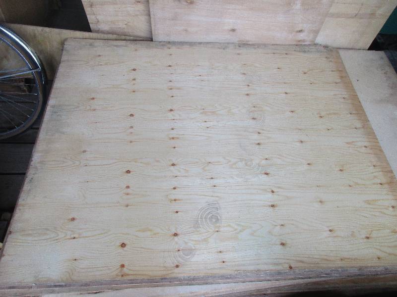 lot 124 image: 5 - 5 x 4 sheets of paneling