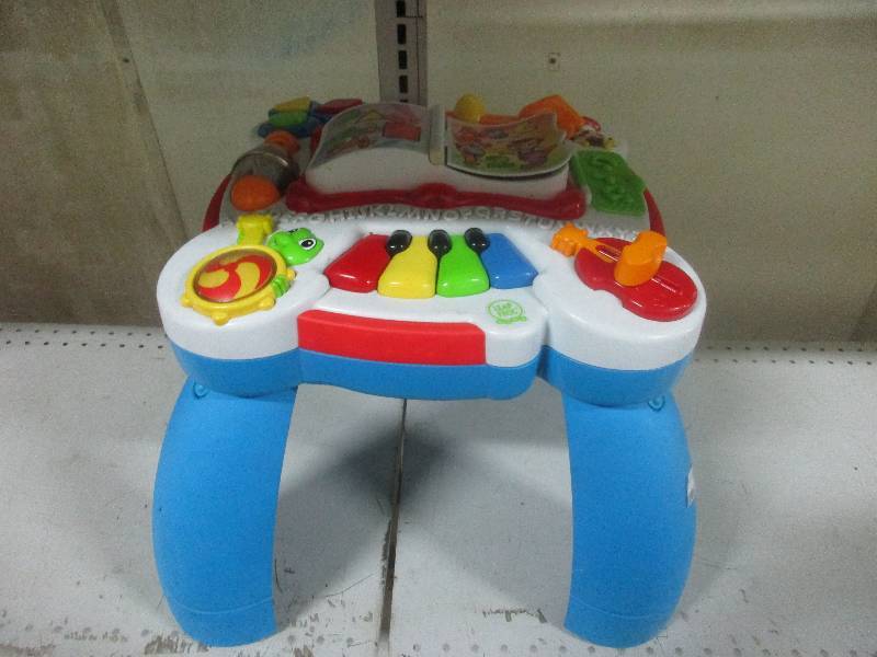 lot 149 image: leap frog baby toy