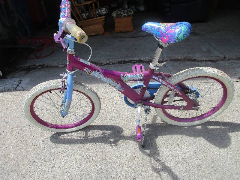 lot 158 image: girls bike - Kent spoiler