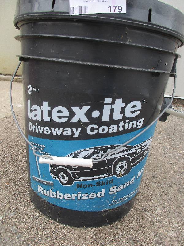 lot 179 image: drive way coating rubberized sand mix
