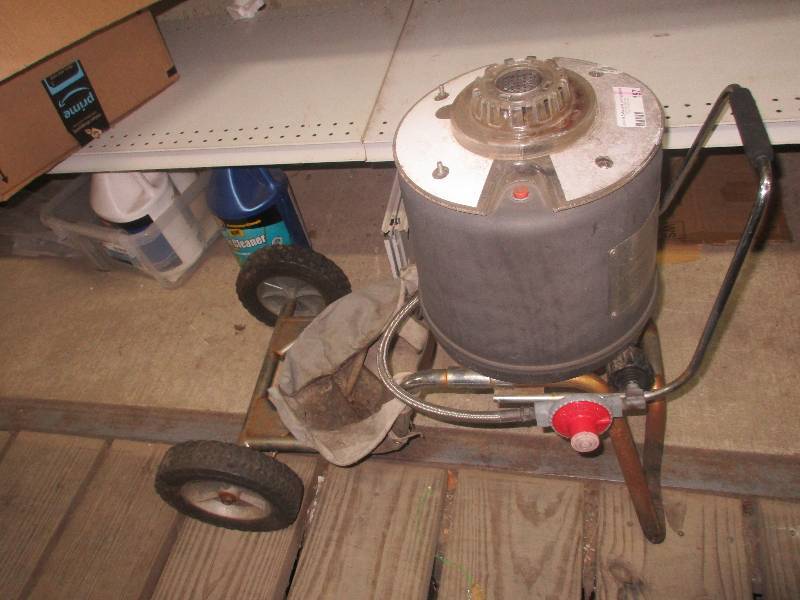 lot 187 image: mosquito sprayerfogger