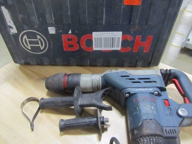 lot 32 image: Bosch 13 Amp Corded 1-58 in. SDS-max Variable Speed Rotary Hammer Drill with Auxilliary Side Handle and Carrying Case