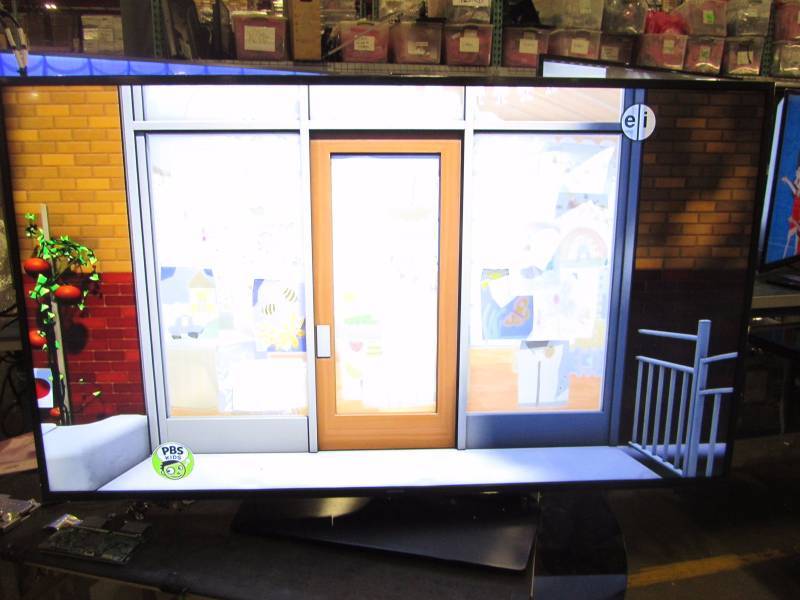 lot 24 image: Samsung UN55KU6290F 55 4K Ultra HD Smart TV