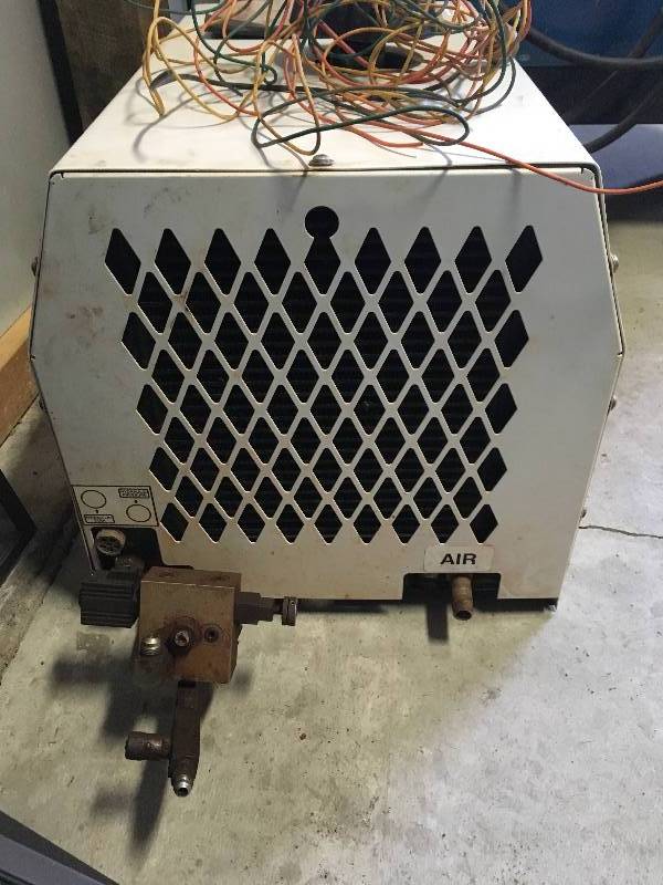 Boss BA435 Piston Hydraulic Air Compressor, Above Deck