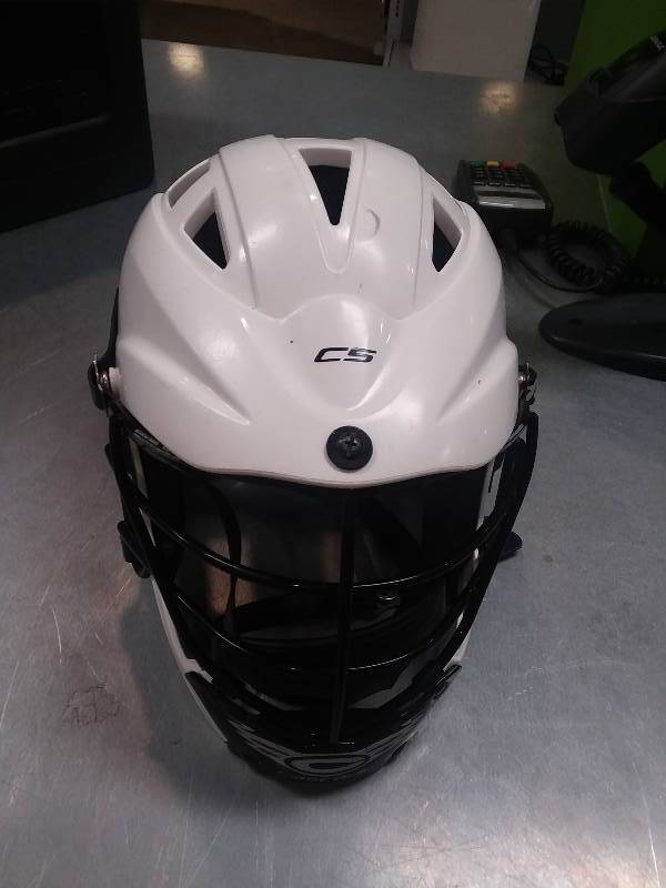 lot 4 image: CASCADE SMALL LACROSSE HELMET