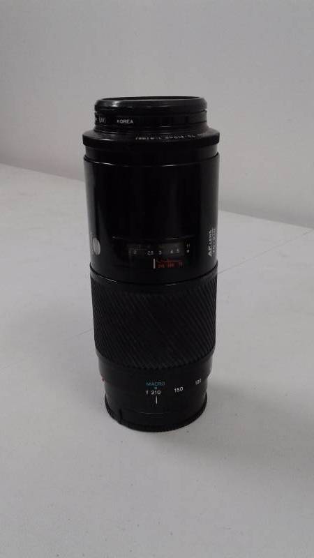 lot 6 image: MINOLTA MAXXUM AF ZOOM 70-210MM 14 CAMERA LENS