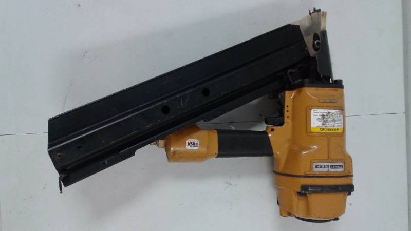 lot 22 image: Stanley Bostitch N80SB-1 Framing Nailer - BROKEN
