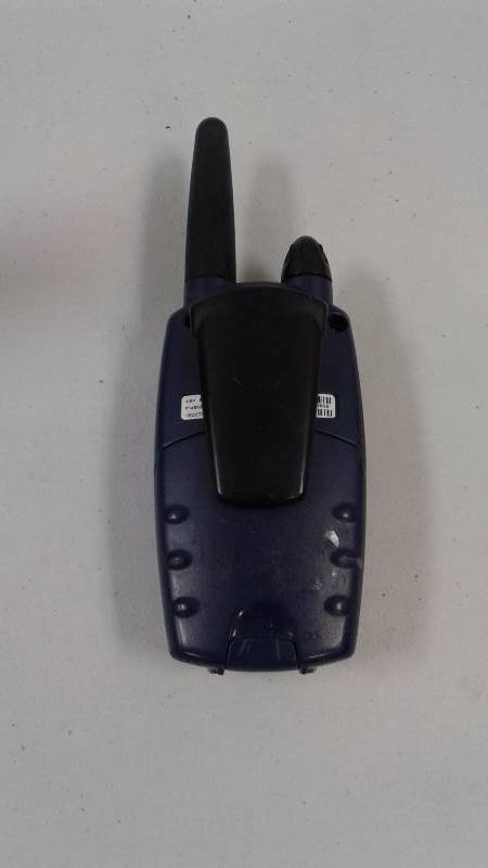 lot 1 image: Pair of Motorola Talkabout fr60 Battery Powered Walkie Talkies Tested