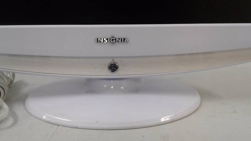 lot 69 image: 19 Insignia TV - NO REMOTE - TESTED WORKS