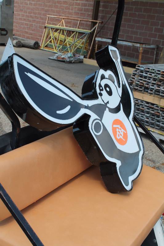 lot 49 image: LED Channel Light PANDA