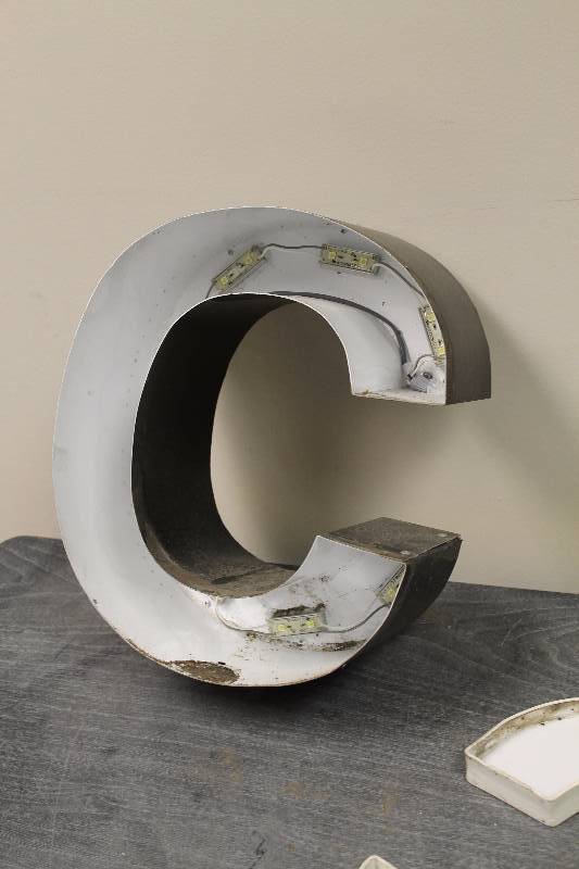 lot 39 image: Channel Letter C Green