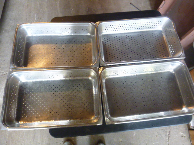 4 Steam Pan Strainers