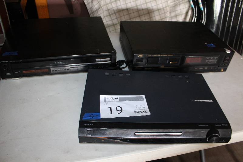 lot 19 image: Lot of (3) Electronics Includes Onkyo Compact Disc Changer, JVC XL-M400 Compact Disc 6-Disc Changer, Dynex DVDCDMP3WMA Player