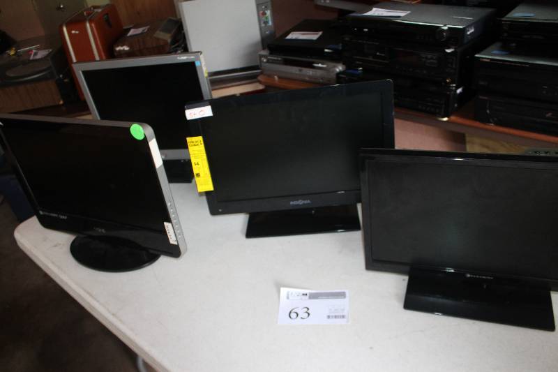 lot 63 image: Lot of (4) Computer Monitors