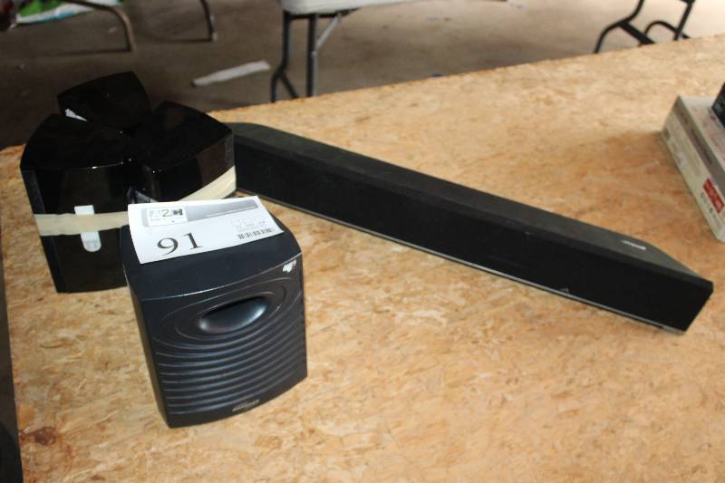 lot 91 image: Lot of (5) Computer Speakers Includes Onkyo, Vizio